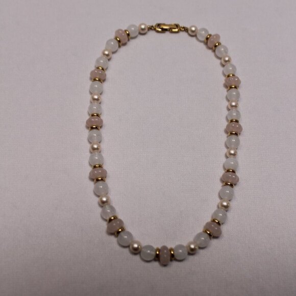 Rose and White Quartz Gemstone and Pearl Necklace - Picture 3 of 7